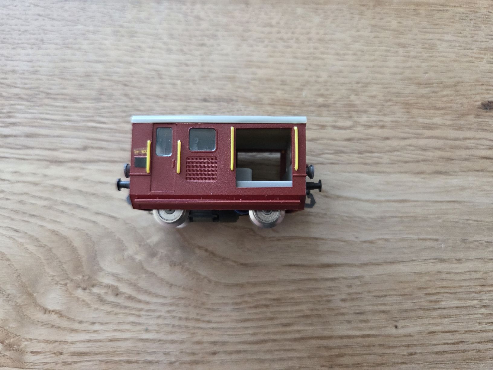 Modellini di ferrovie: Modelleisenbahn TM 633 – Usato da Berikon venduto da TopLok1 4