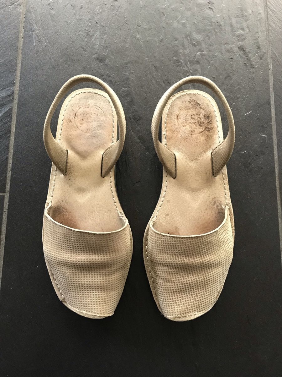 Damenschuhe: Menorca Sandalen beige-perlmuttfarben, Gr. 37 – Gebraucht aus Bremgarten AG von Belana0 1