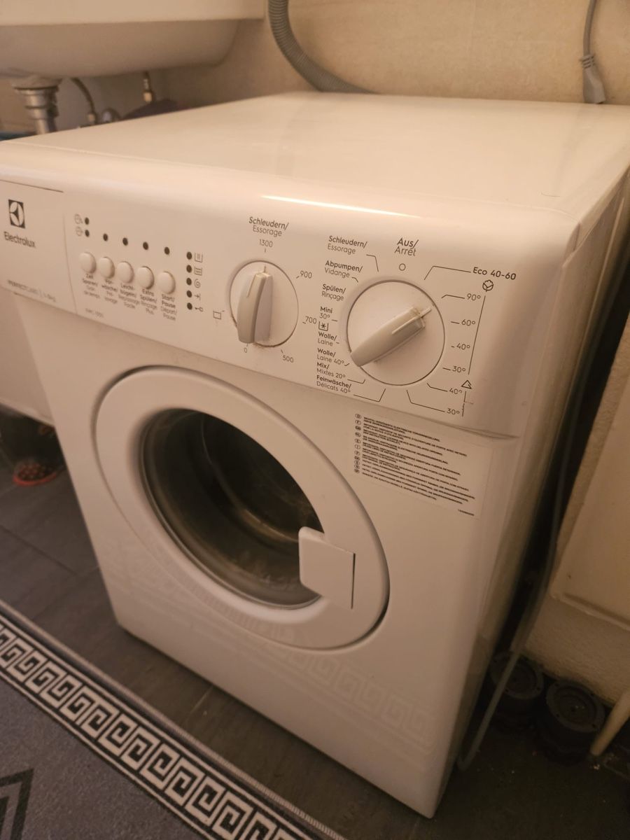 Electrolux Lavatrici: Waschmaschine Elektrolux 3kg – Usato da Winterthur venduto da ara_y6hm