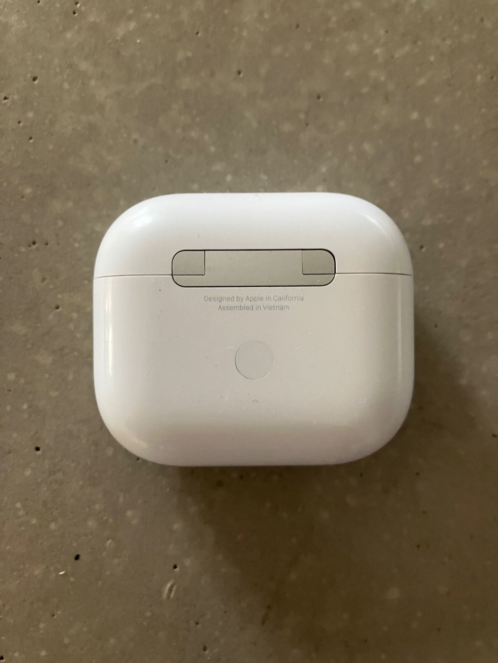 Apple Casques audio: Apple AirPods 3 Case – D'occasion à Lausanne par mr.v 2