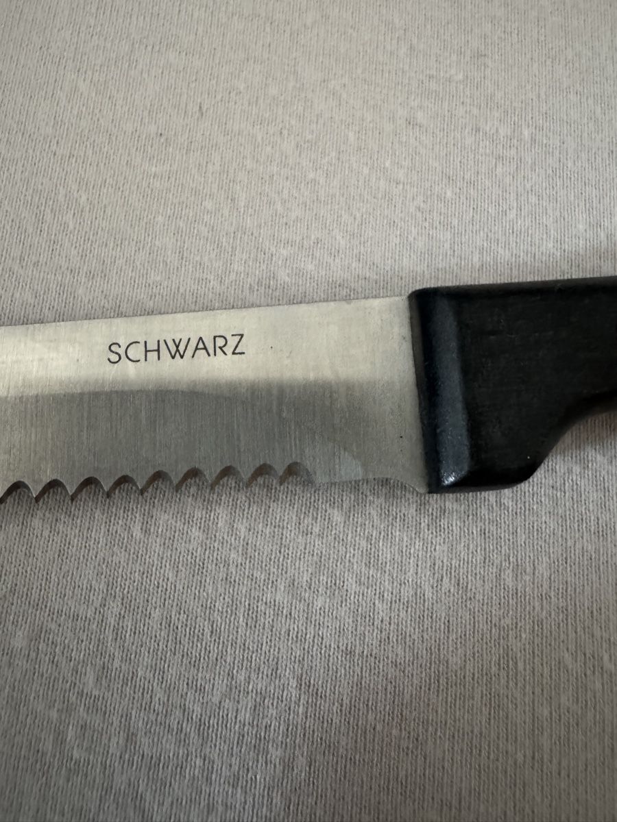 Coltelli da cucina: 4 Steakmesser "SCHWARZ" mit Wellenschliff! – Usato da Zermatt venduto da Oli4.c 2