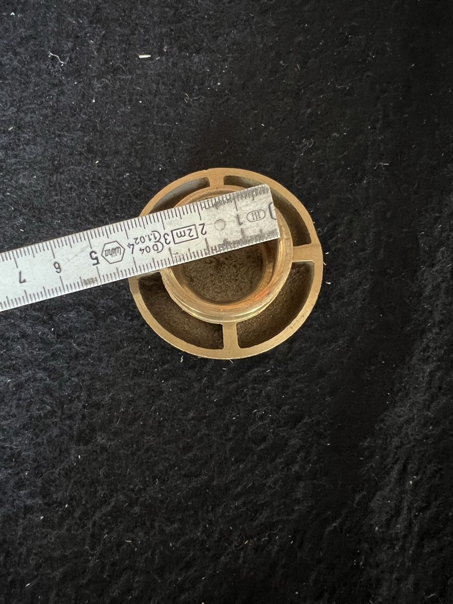 Teller: Messingstück Rund mit Gewinde Durchmesser ca. 5cm Neu – Neu (gemäss Beschreibung) aus Niederrohrdorf von beniledergerber 1