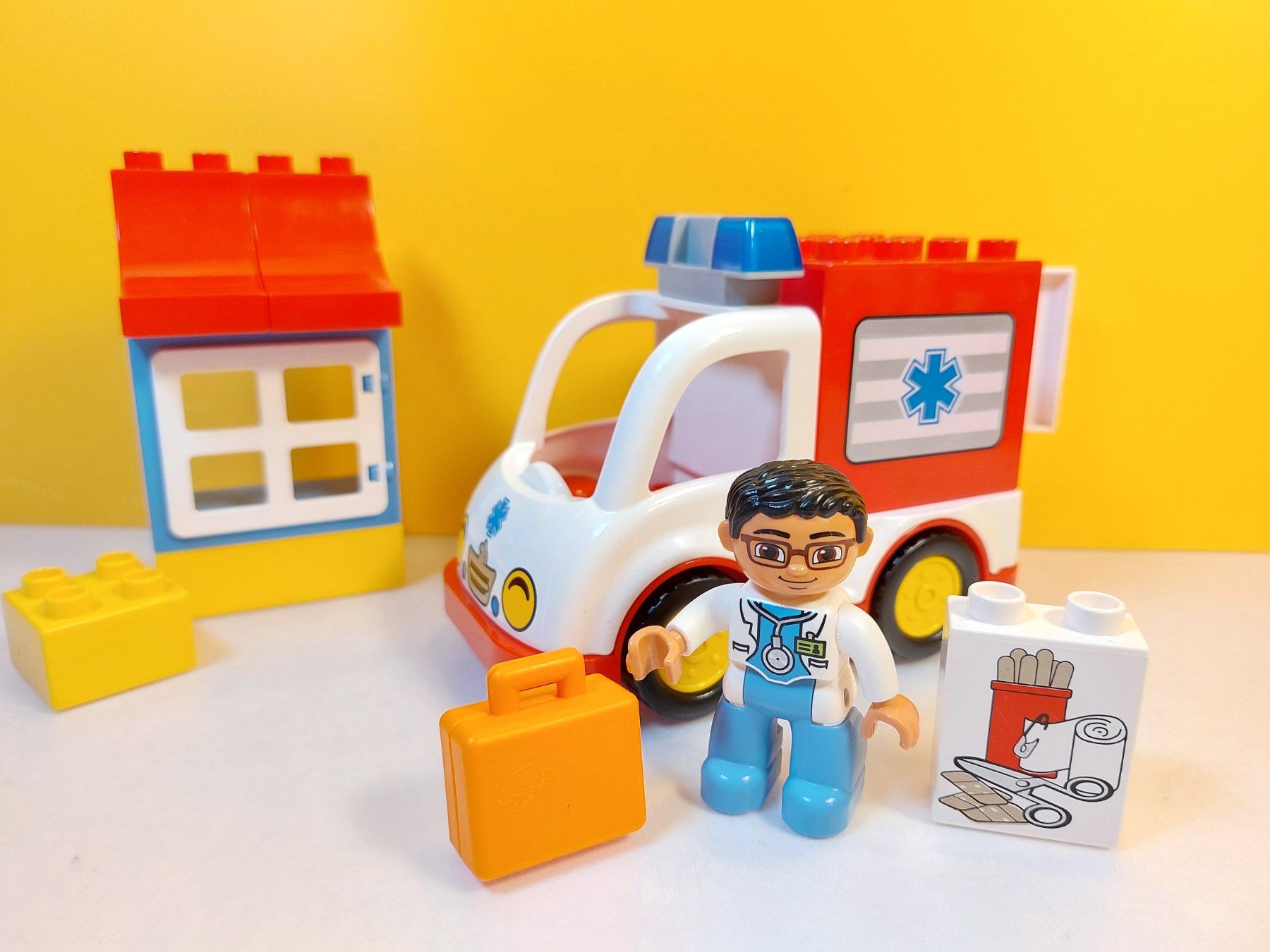LEGO DUPLO 10527 Krankenwagen - Komplett (Gebraucht) in St.Gallen für ...
