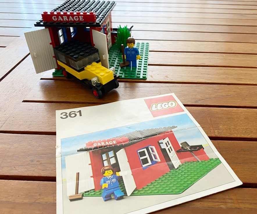 Lego Baukästen: Lego 361 Garage de 1979 avec manuel d'assemblage – Gebraucht aus Morges von VintageMemories