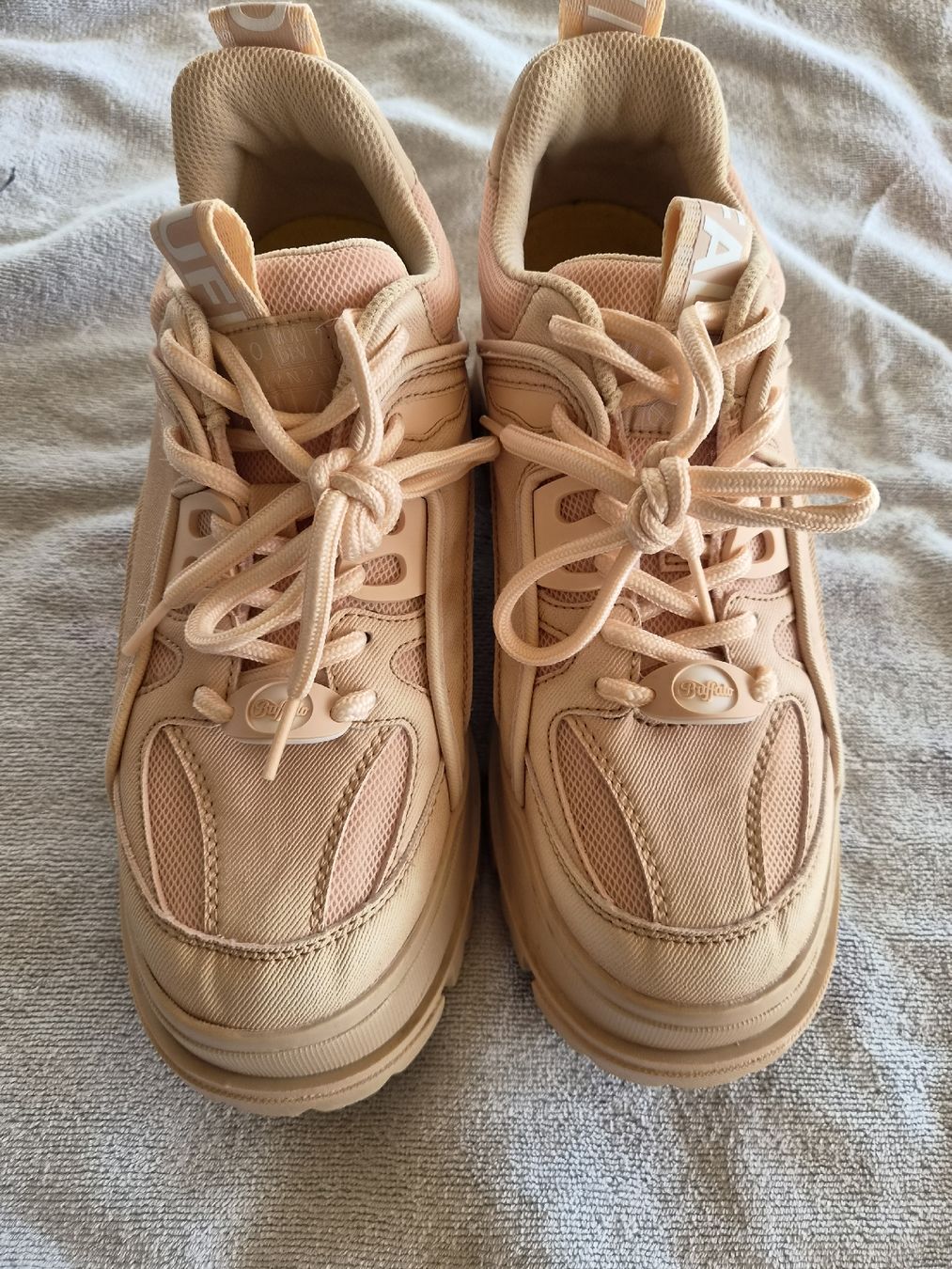 Buffalo Herrenschuhe: 👟 BUFFALO Damen Sneaker Gr. 41 – Gebraucht aus Remigen von mir_k6zl 7