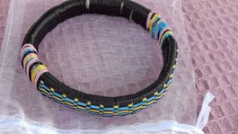 Afrikanisches Armband aus recyceltem Plastikfaden XL
