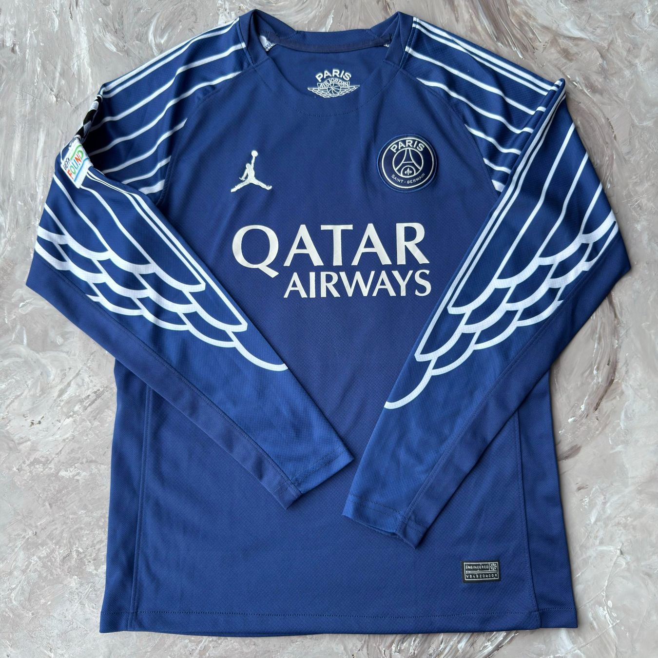 Canottiere & Pantaloni: Maillot Supporter Paris Saint-Germain, D. DOUÉ – Usato da Thônex venduto da Suisse.Shopping 1