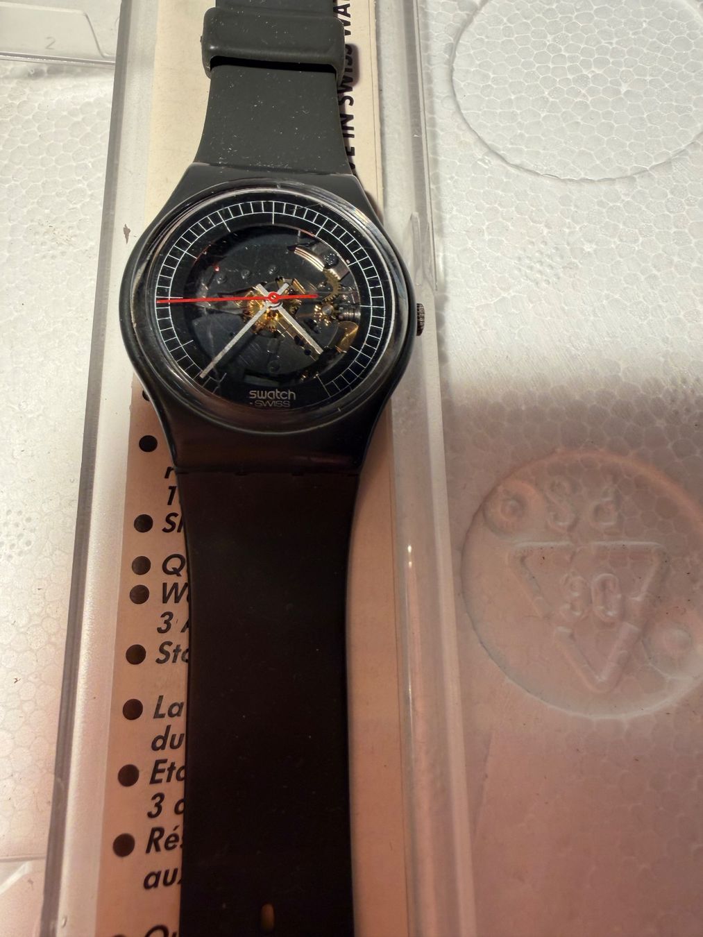 Swatch Orologi: Swatch Armbanduhr schwarz – Usato da Lausanne venduto da artnouveau05 2