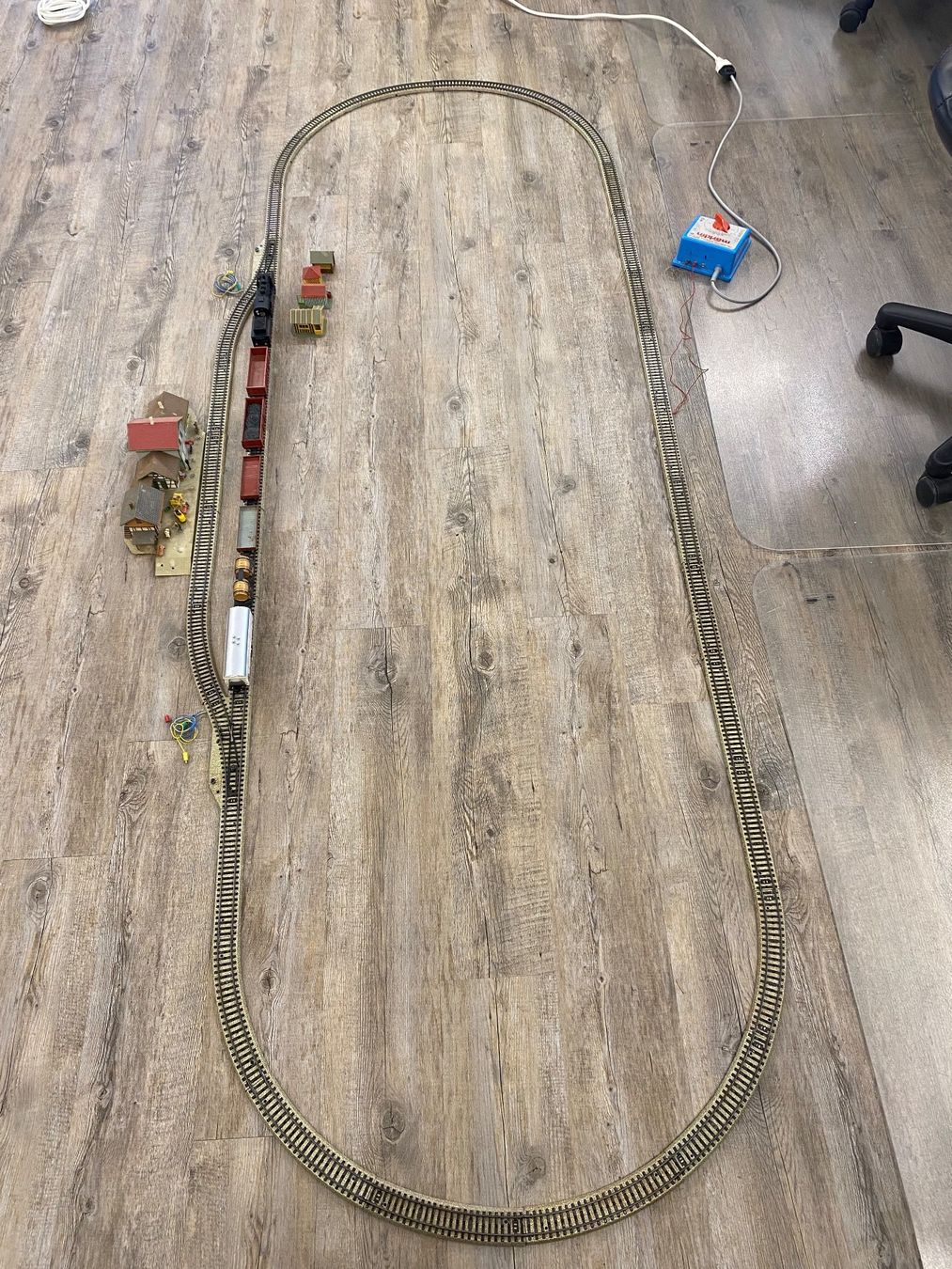 Märklin Modellini di ferrovie: Märklin 3003 DB BR24 Einsteigerset – Usato da Lupsingen venduto da New-Haven