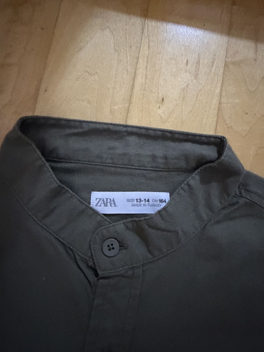 Zara Lotti & Set di vestiti: 2 Hemden jungen  – Usato da Neerach venduto da the_modern_mini 3