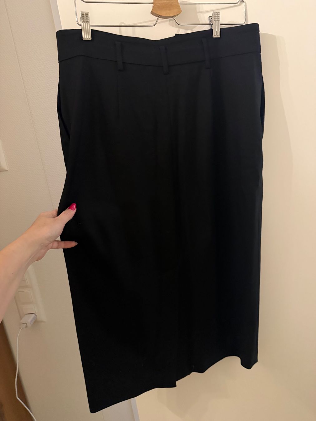 Tara Jarmon Gonne: Tara Jarmon skirt – Usato da Adliswil venduto da ale_dv2q 2