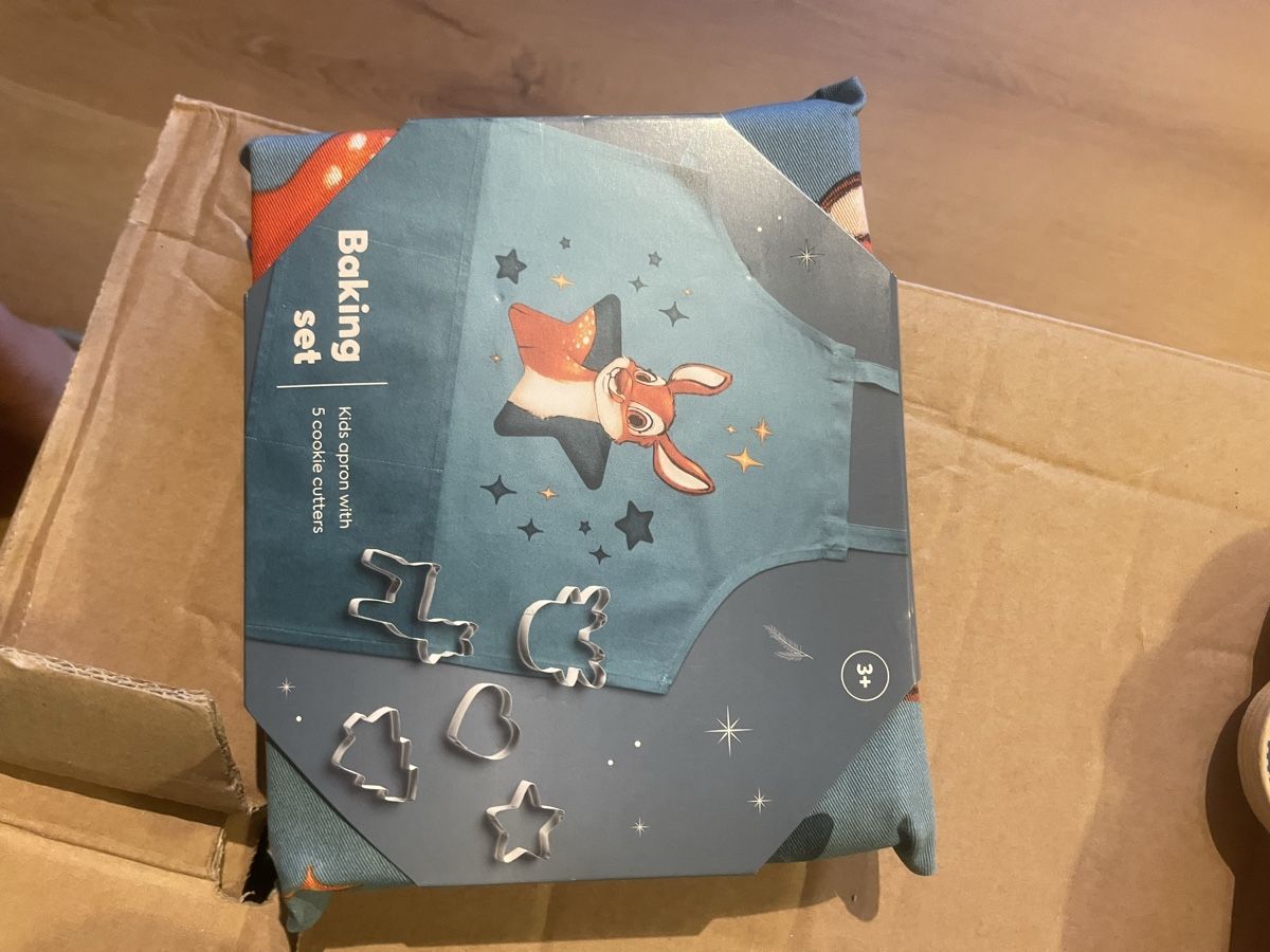Sonstiges für Kind & Baby: Kinder kochschürze – Neu und originalverpackt aus Känerkinden von higiwil