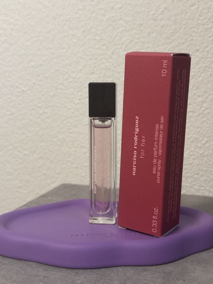 Narciso Rodriguez Parfum & Eau de Toilette: Narciso Rodriguez For Her - Eau de Parfum Intense 10ml – Neu (gemäss Beschreibung) aus Liestal von nil_5rm5