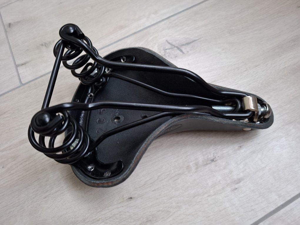 Brooks Ersatzteile: Brooks Fahrradsattel – Neu (gemäss Beschreibung) aus Büttikon AG von dido03 3