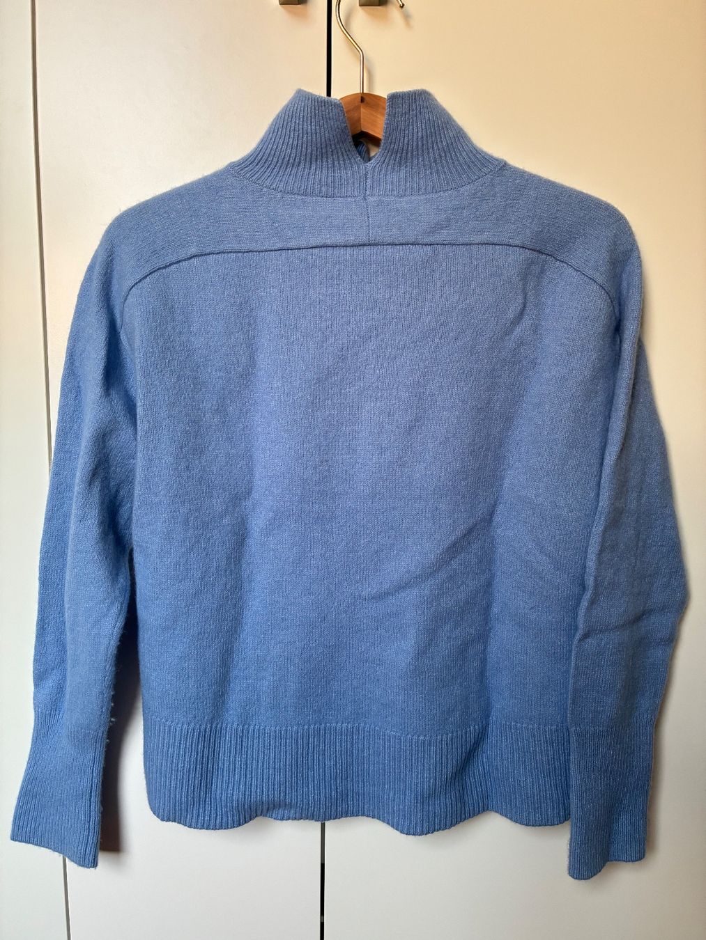 Someday Maglioni & Felpe: Damen Someday Rollkragenpullover hellblau Grösse 36 – Usato da Baden venduto da usewhatyouhave 1