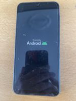 Samsung Smartphone S23 mit Gebrauchsspuren