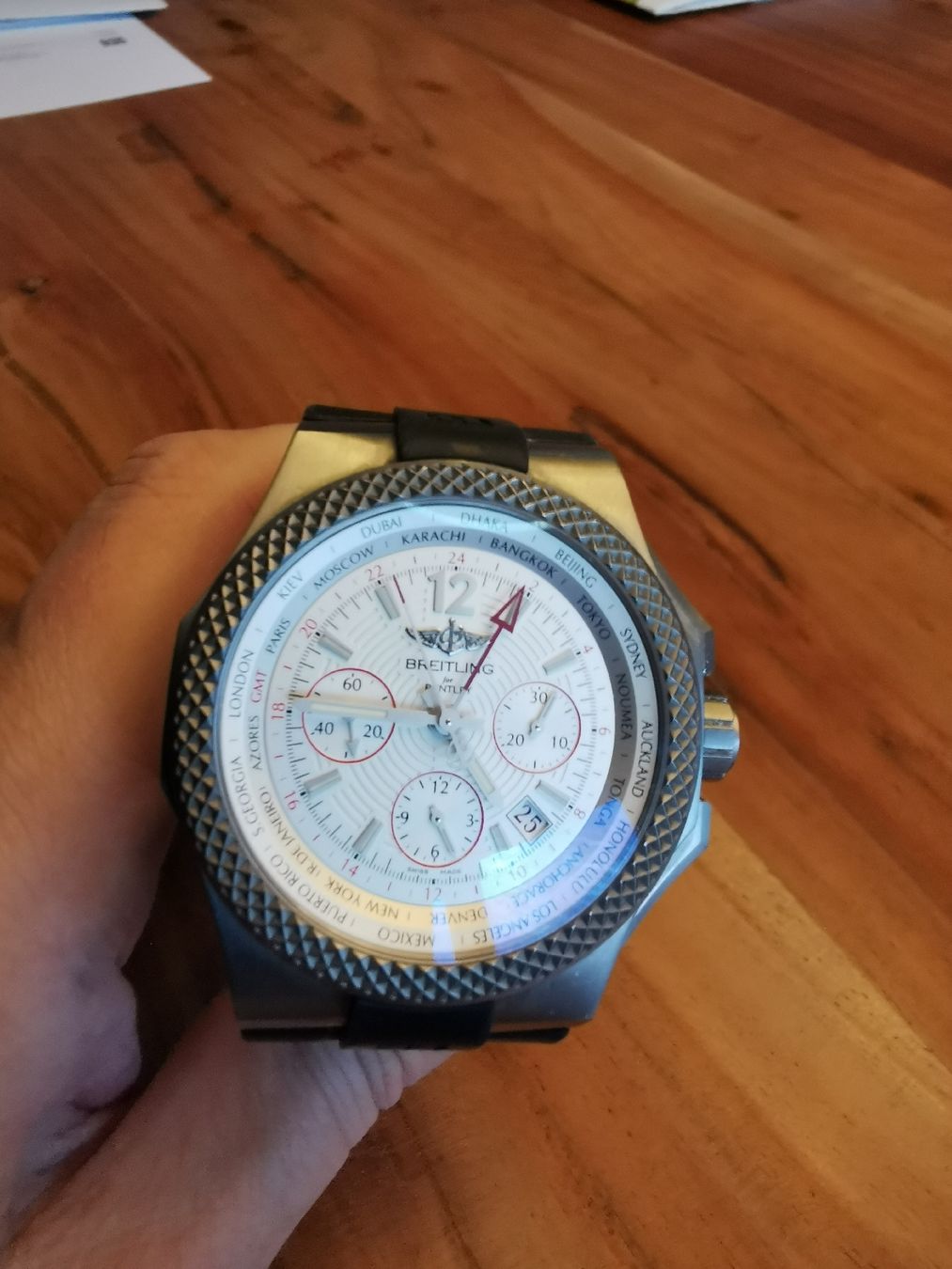 Breitling Orologi: Top - Breitling Bentley B04 GMT Chronograph – Usato da Wädenswil venduto da lac_v6qn 1