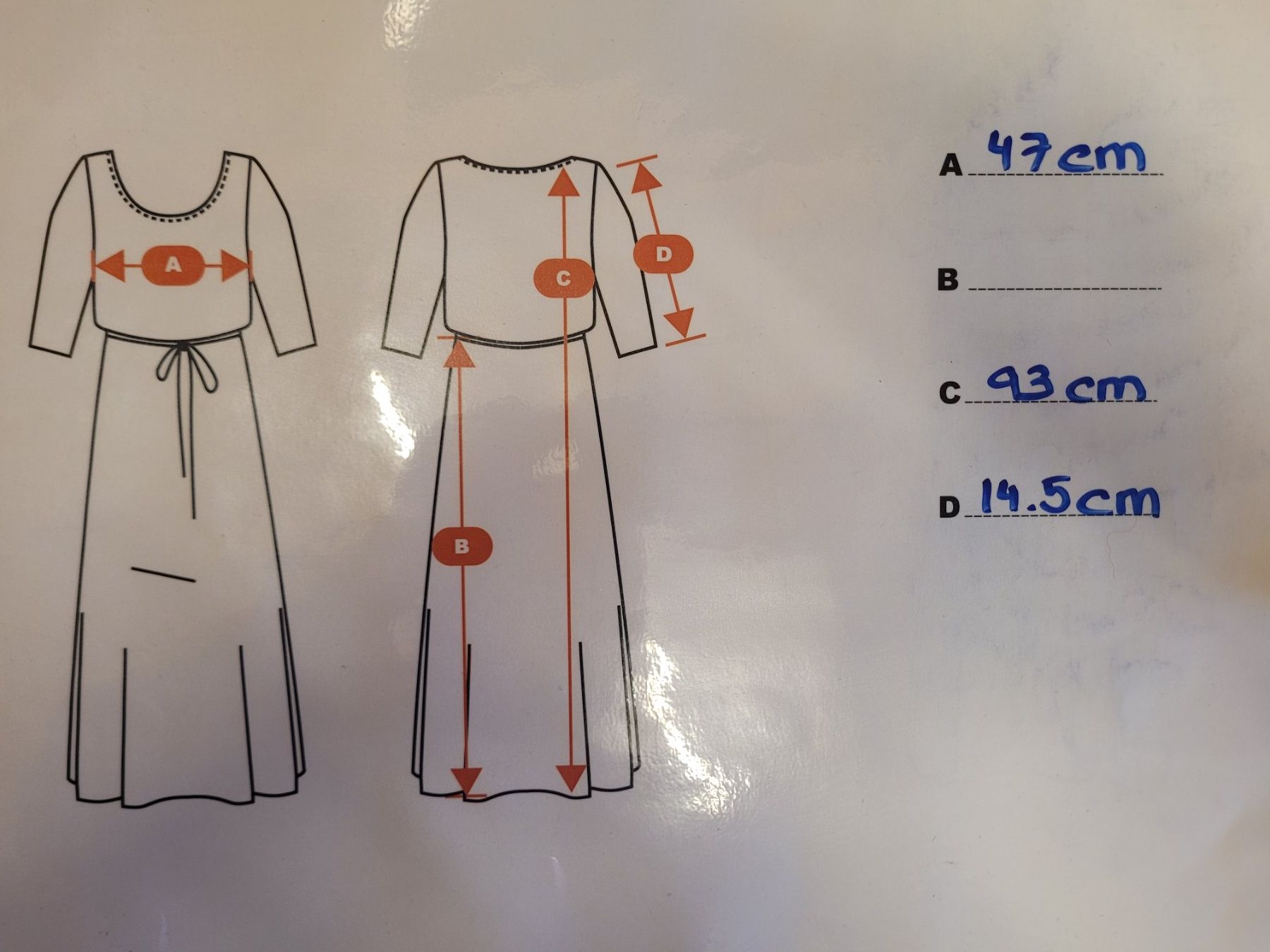 Phase Eight Vestiti: PHASE 8 Robe noir et blanc – Usato da Lausanne venduto da PlusValue_Lausanne 6