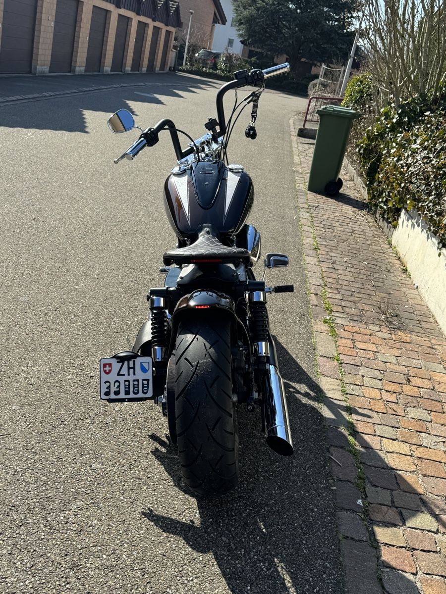 Harley-Davidson Chopper: Harley Davidson Super Glide , Umbau, Top Zustand – Gebraucht aus Wallisellen von mic_j5d8 2