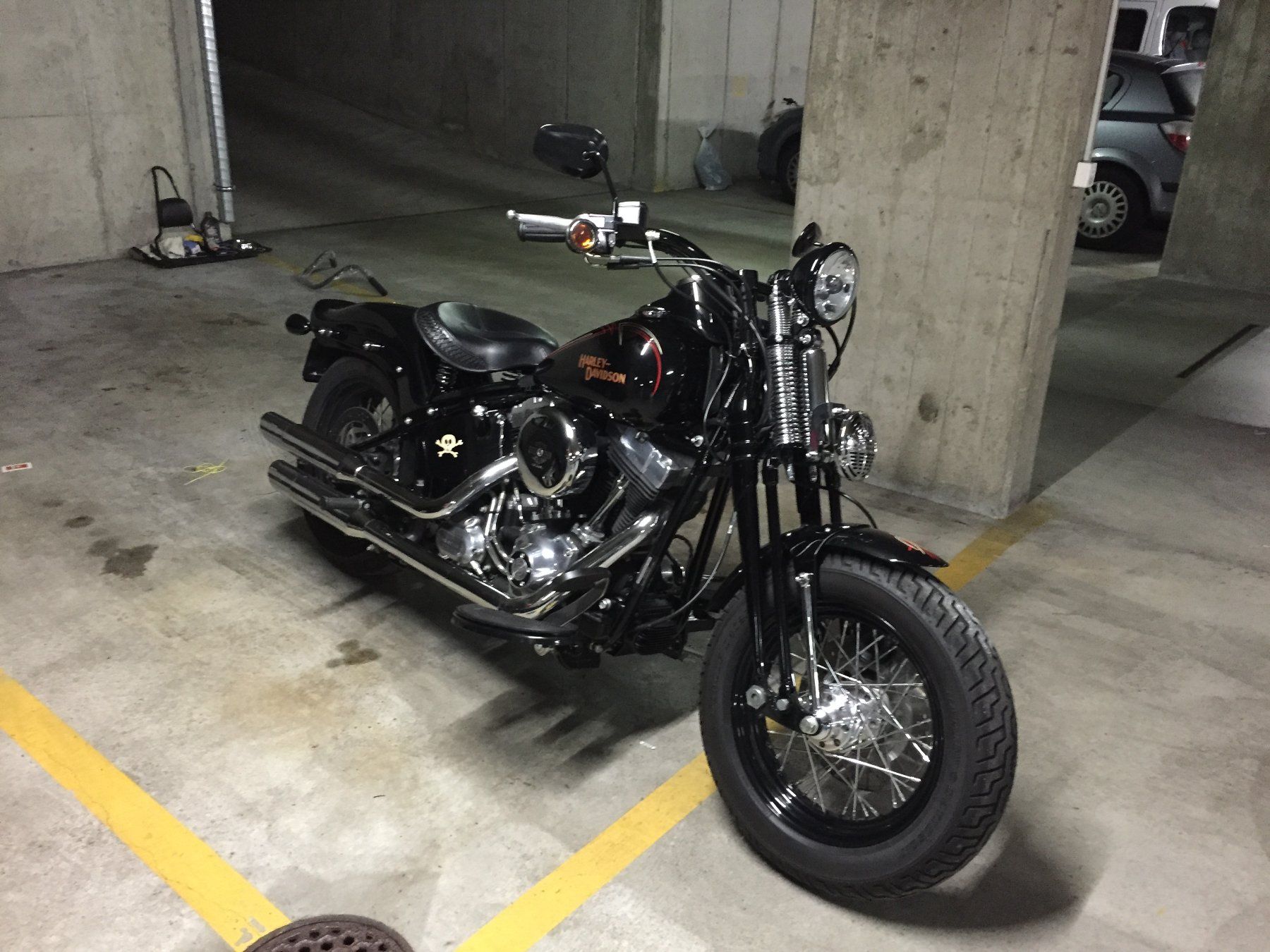 Harley-Davidson Chopper: Harley Davidson Cross Bones FLSTSB Softail – Usato da Dättwil AG venduto da Moneybrand 5