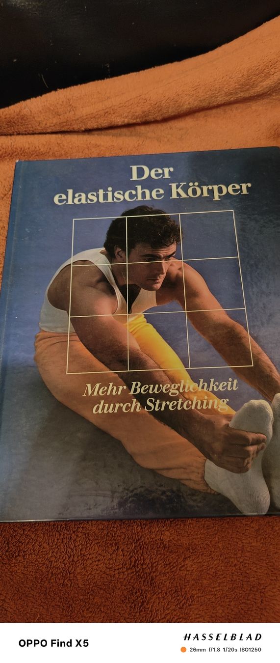 Libri: Der plastischen Körper Mehr Beweglichkeit durch Stretching – Usato da Volken venduto da katz5