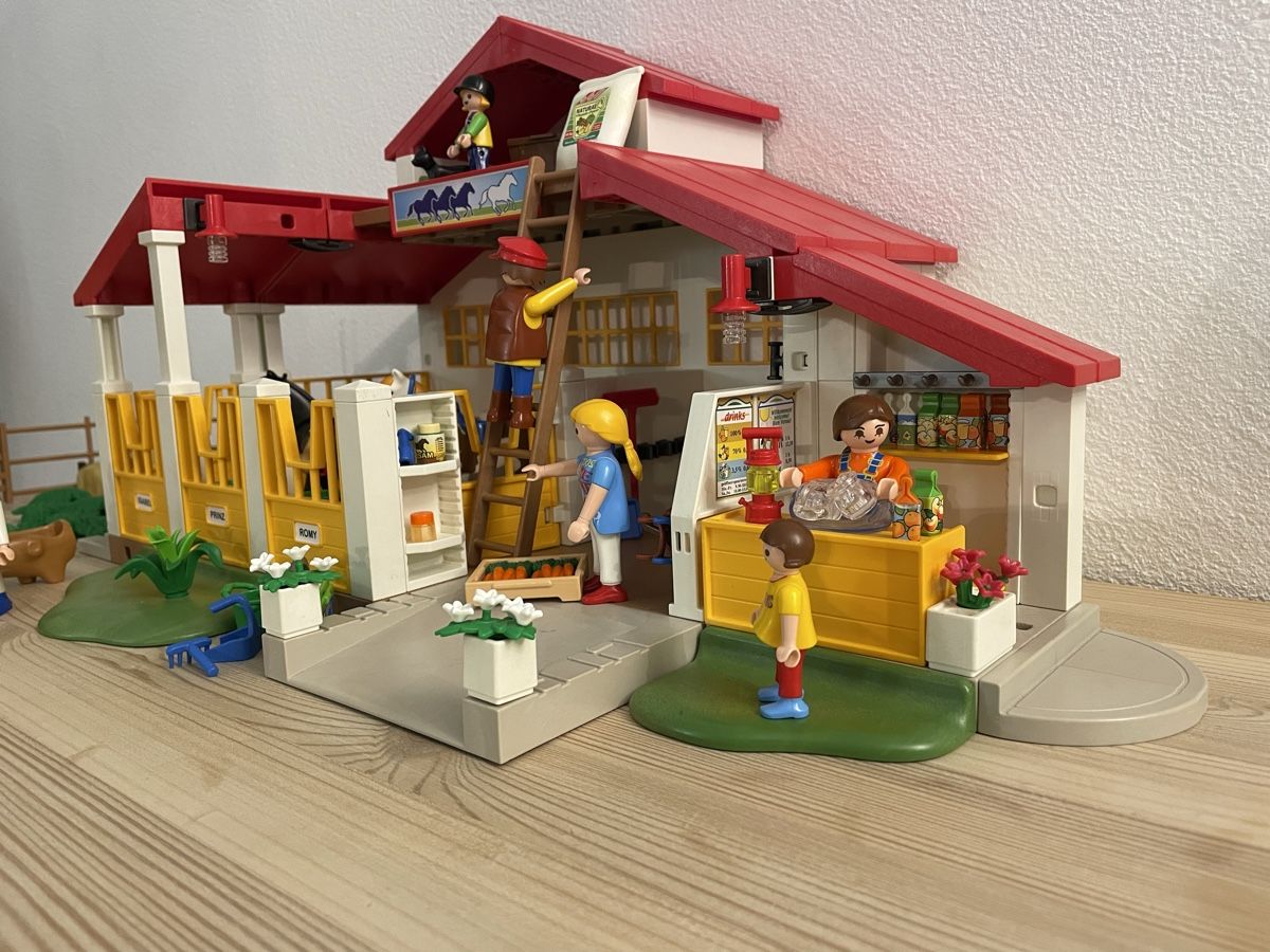 Playmobil Giocattoli: Playmobil Reiterhof – Usato da Chur venduto da Tsambiko 5