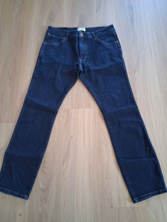 Wrangler slim tapered Herrenjeans W32 L32