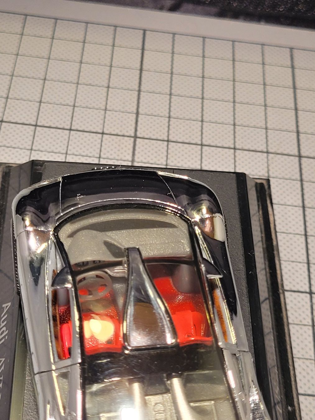 Audi Modellini d'auto: Audi AVUS quattro miniature chromée – Nuovo (secondo la descrizione) da Chézard-St-Martin venduto da AlPat-Collections 3