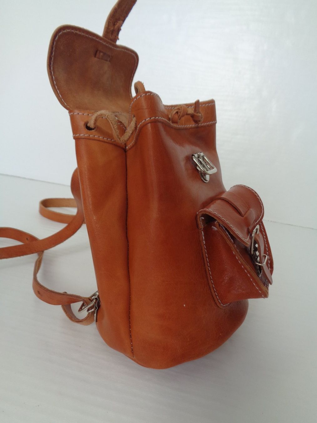 Rucksäcke: Kleiner Damen Lederrucksack – Gebraucht aus Chur von omonia 5