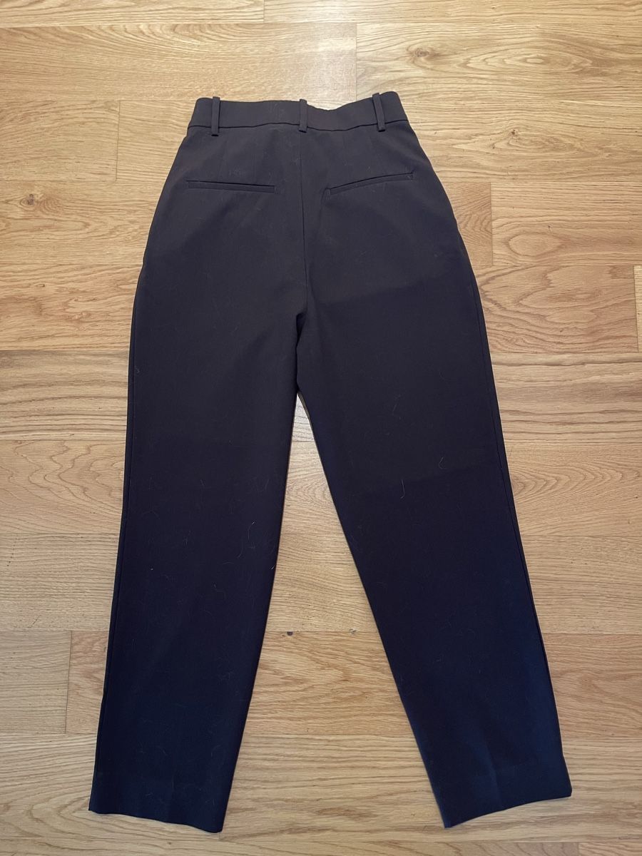 H&M Pantaloni: Dunkelbraune Anzughose Gr. 36, figurbetont, – Usato da Bremgarten AG venduto da arl_8nbf 4