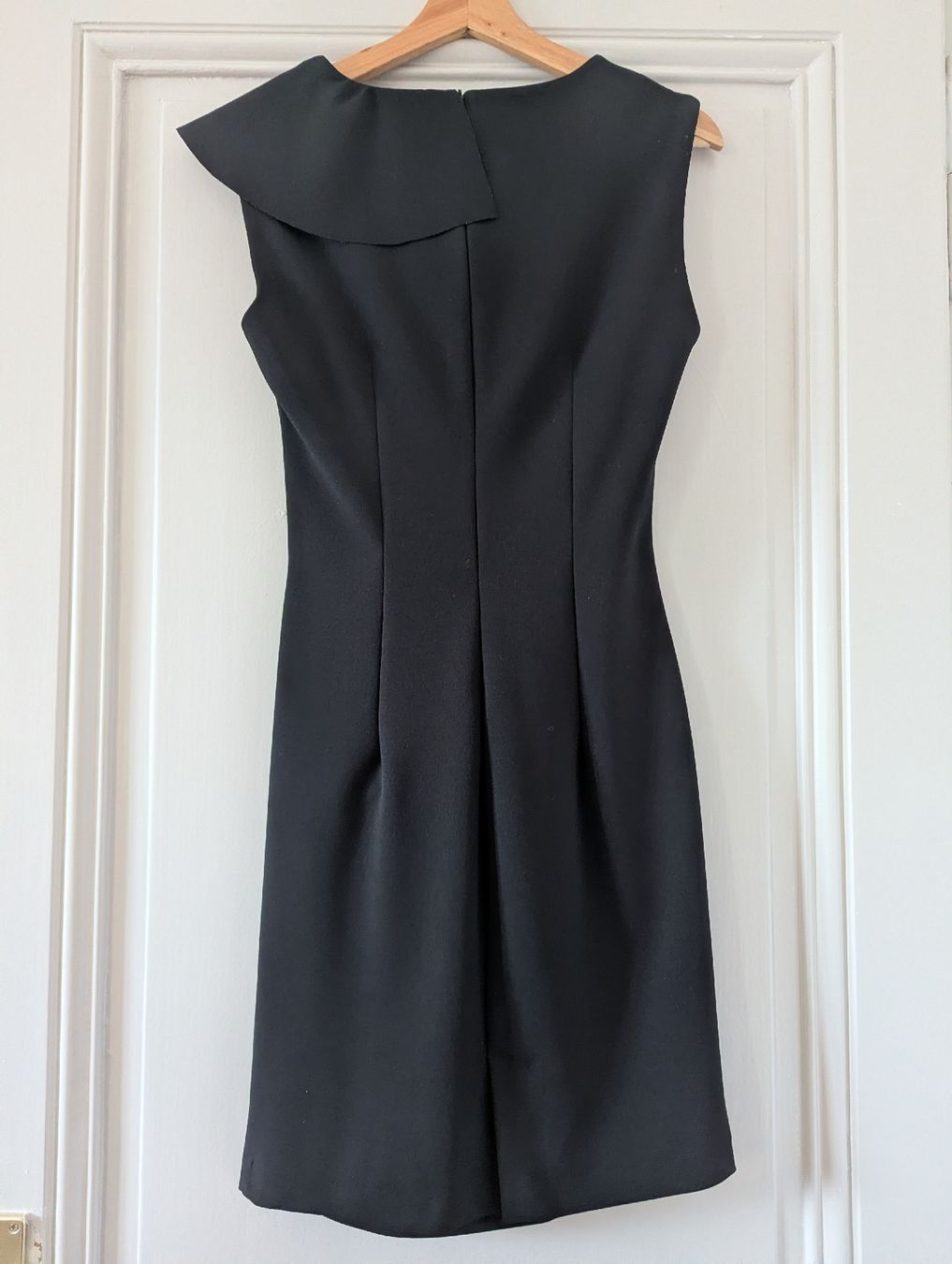 Kleider: robe noire rinascimento L – Gebraucht aus Montreux von dem_gyt9 2