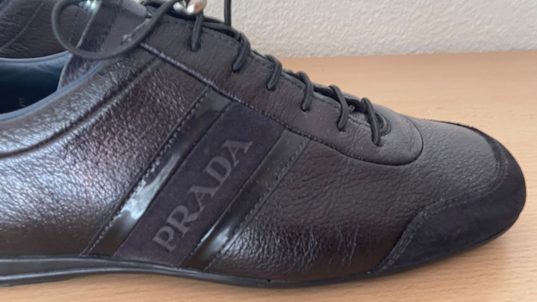 Prada Scarpe da uomo: PRADA Linea Rossa Collection 40 /NP560CHF Leather – Nuovo (secondo la descrizione) da Kölliken venduto da Prscoo