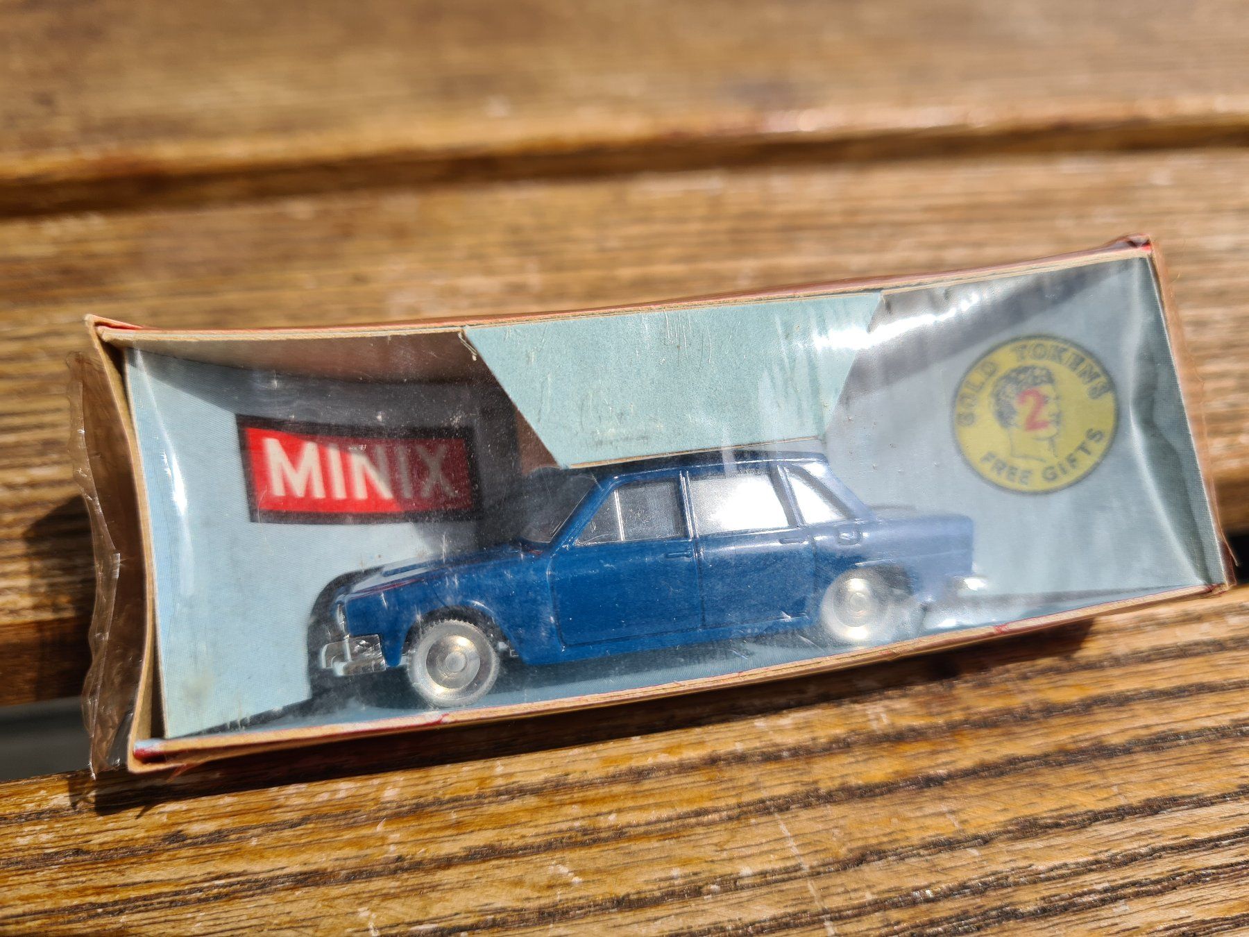 Triumph Modellini d'auto: MINIX Triumph 2000 blau – Usato da Basel venduto da Solarbebop