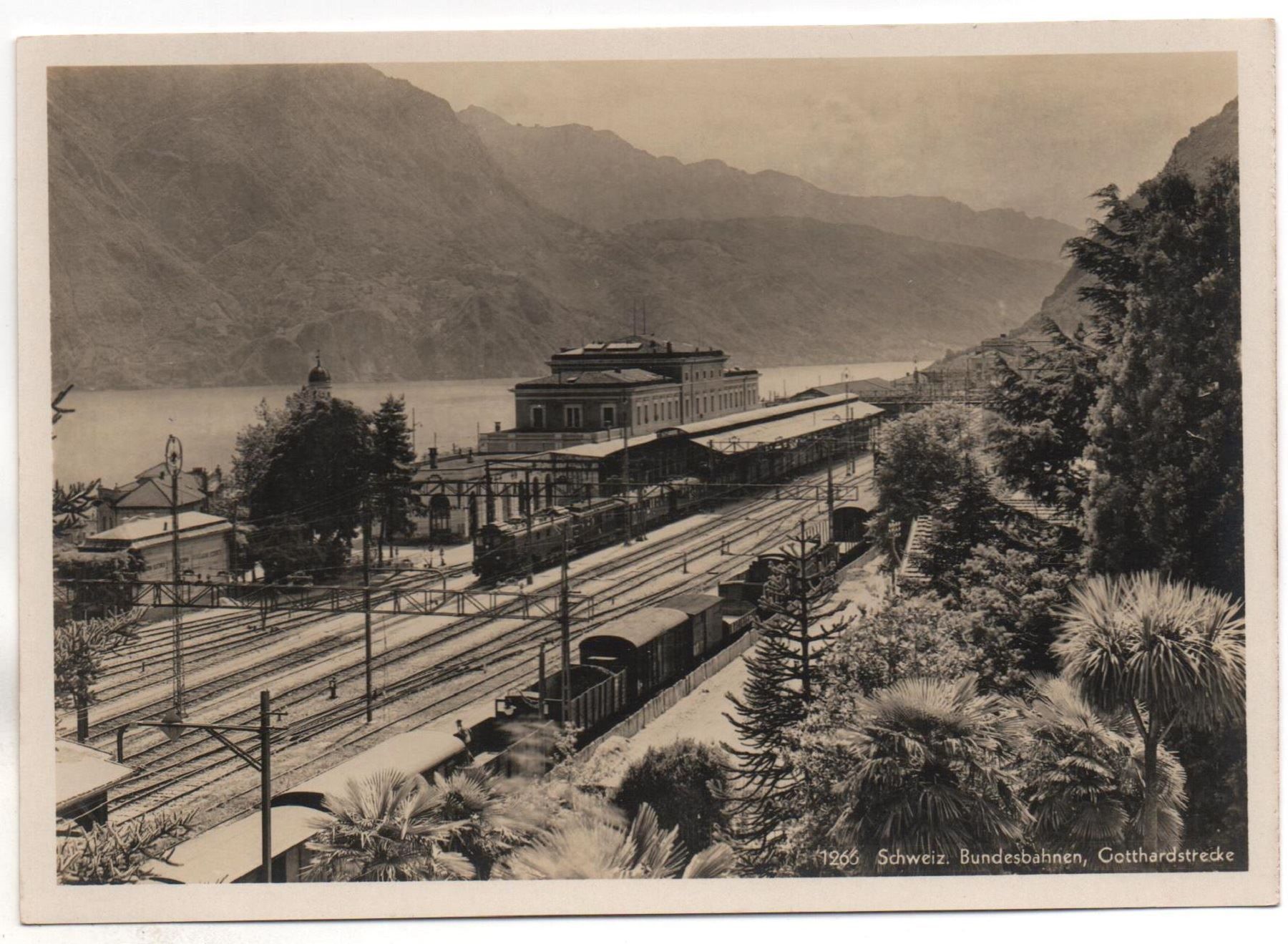 Cartoline postali: LUGANO Bahnhof mit Bahn – Nuovo (secondo la descrizione) da Jona venduto da philajona