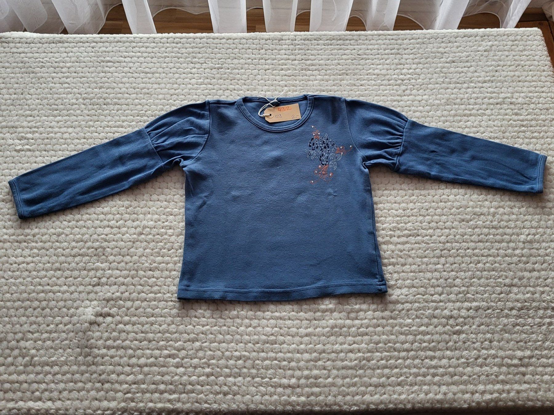 Pulls et sweat-shirts: Mädchen-Pullover blau – D'occasion à Hunzenschwil par CashGirl