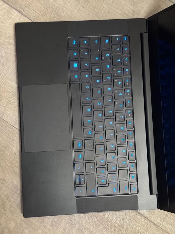 Razer Notebooks: Razer Blade 14 AMD 6900 HX/RTX 3070ti OVP Top Zustand!! – Gebraucht aus Neerach von mur_dwg9 3