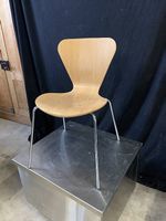 Aula Stuhl Mazuvo Holzstuhl Gastro Stapelbar 70 Stk