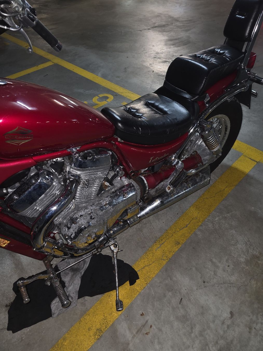 Suzuki Chopper: Suzuki VS 800 GLP  – Difettoso da Brugg AG venduto da Stupi01 2