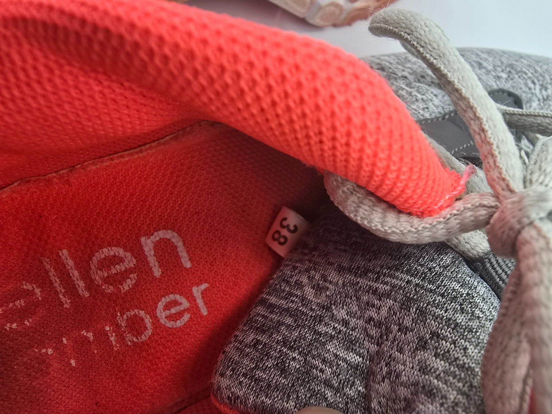 Damenschuhe: Damen Turnschuhe, Grösse 38 – Gebraucht aus Schlatt TG von Andis3 2