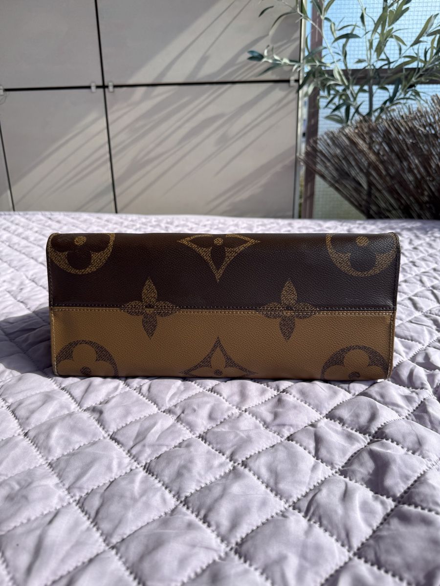 Louis Vuitton Sacs femmes: Louis Vuitton OnTheGo MM Reverse Monogram Giant – D'occasion à Winterthur par Secuador 1