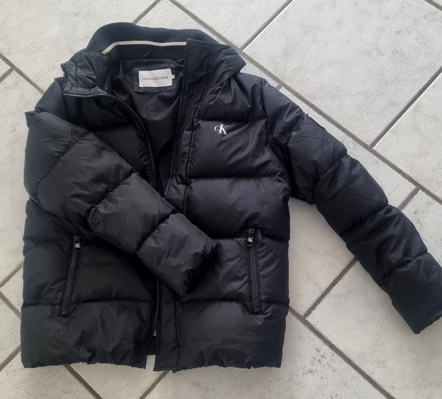 Calvin Klein Giacche: Calvin Klein Winterjacke – Usato da Utzenstorf venduto da Trix02