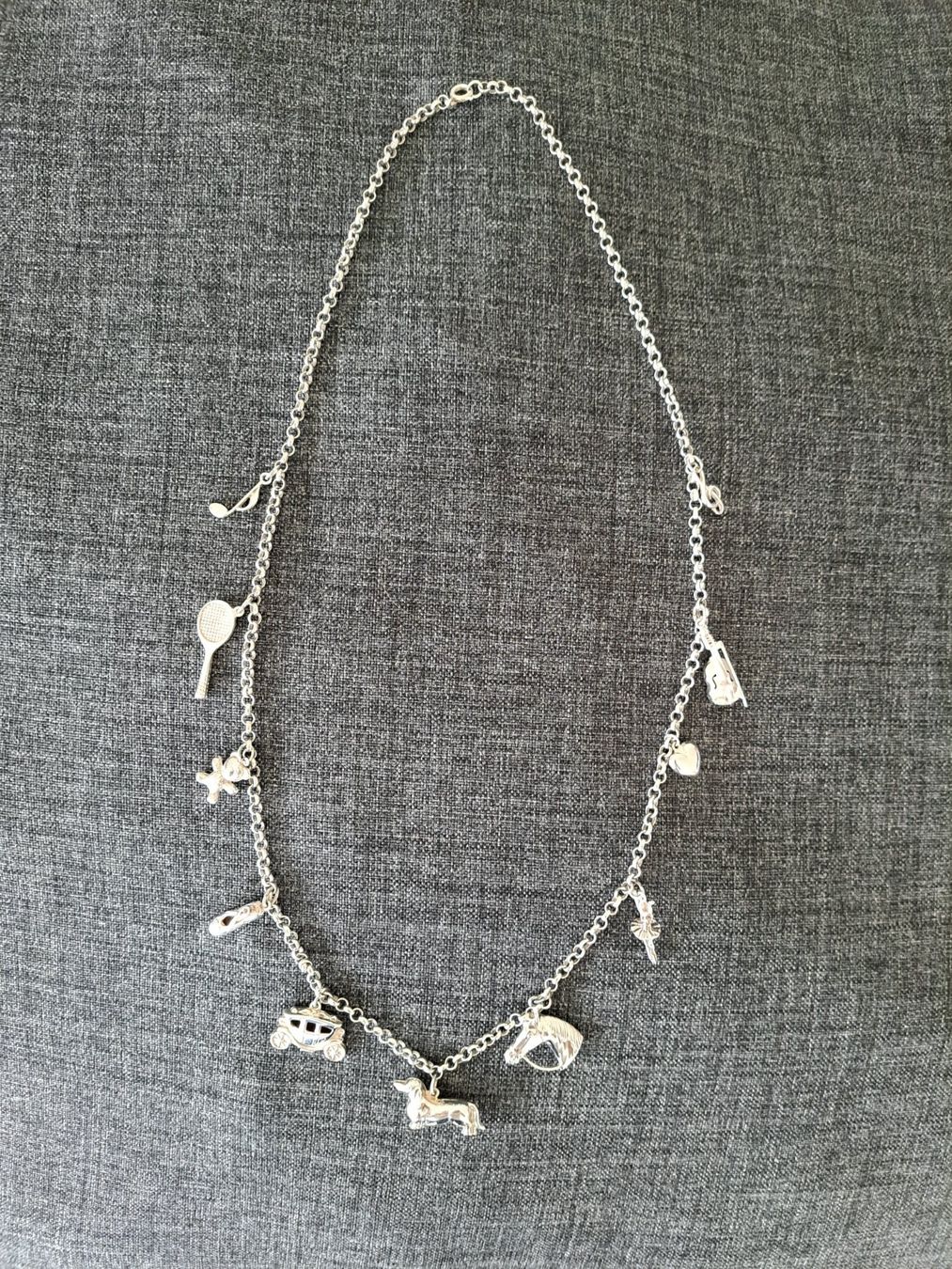 Catenine: Kette Silber mit Anhängern – Usato da Männedorf venduto da Einhornmama