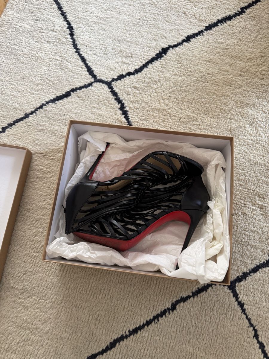 Christian Louboutin Scarpe da donna: Louboutin – Usato da Genève venduto da Cicin 1