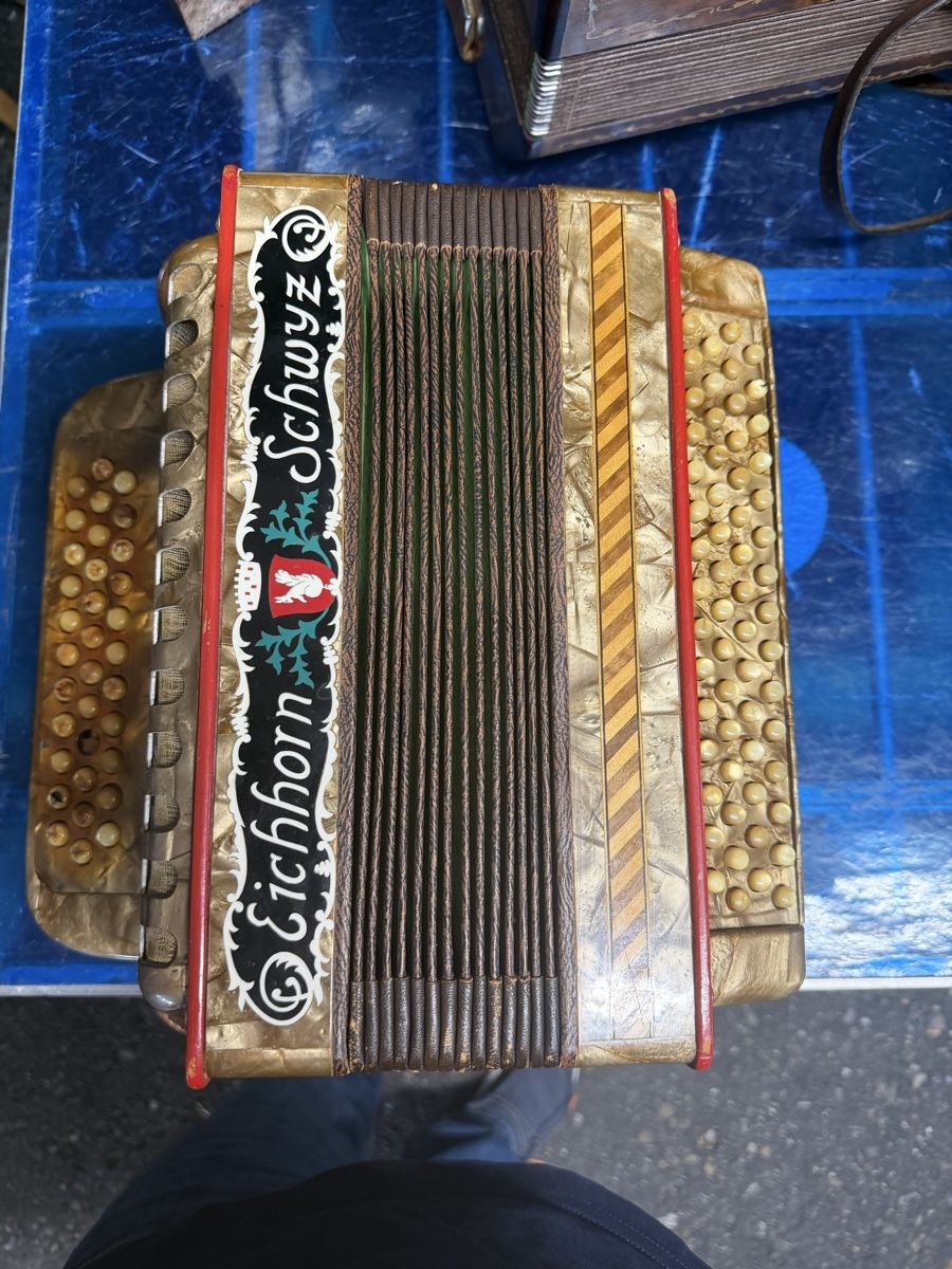 Eichhorn Instruments de musique: Eichhorn – D'occasion à Muhen par MiGeiss64