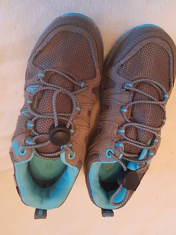 Scarpe per ragazzi: Turnschuhe Gr. 31 NEU – Usato da Thun venduto da jul_y9lm