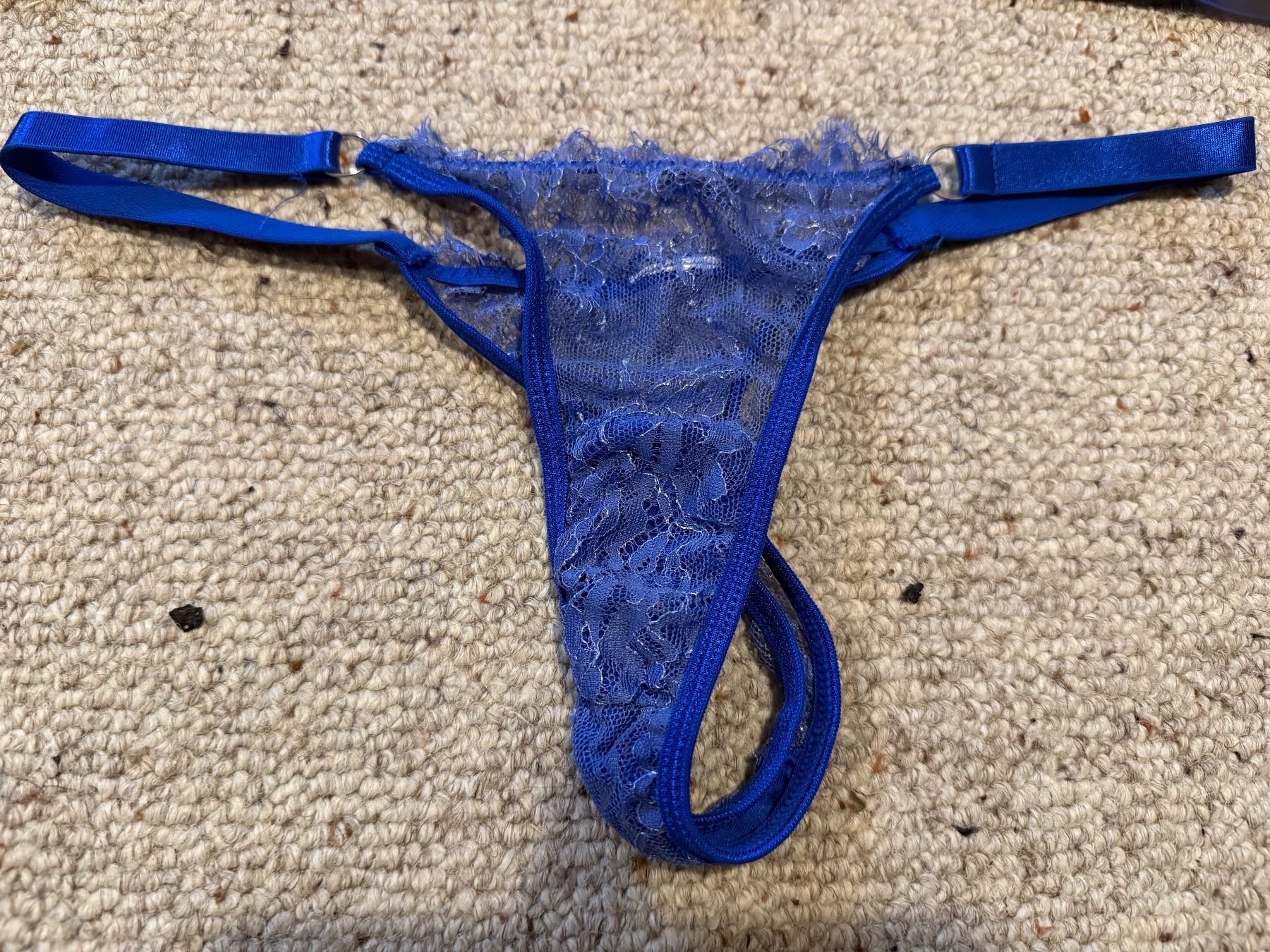 Autres dessous: Dessous-Set BH & String Blau Spitze Gr. ca. 75B – D'occasion à Hundwil par Sandysan1702 1