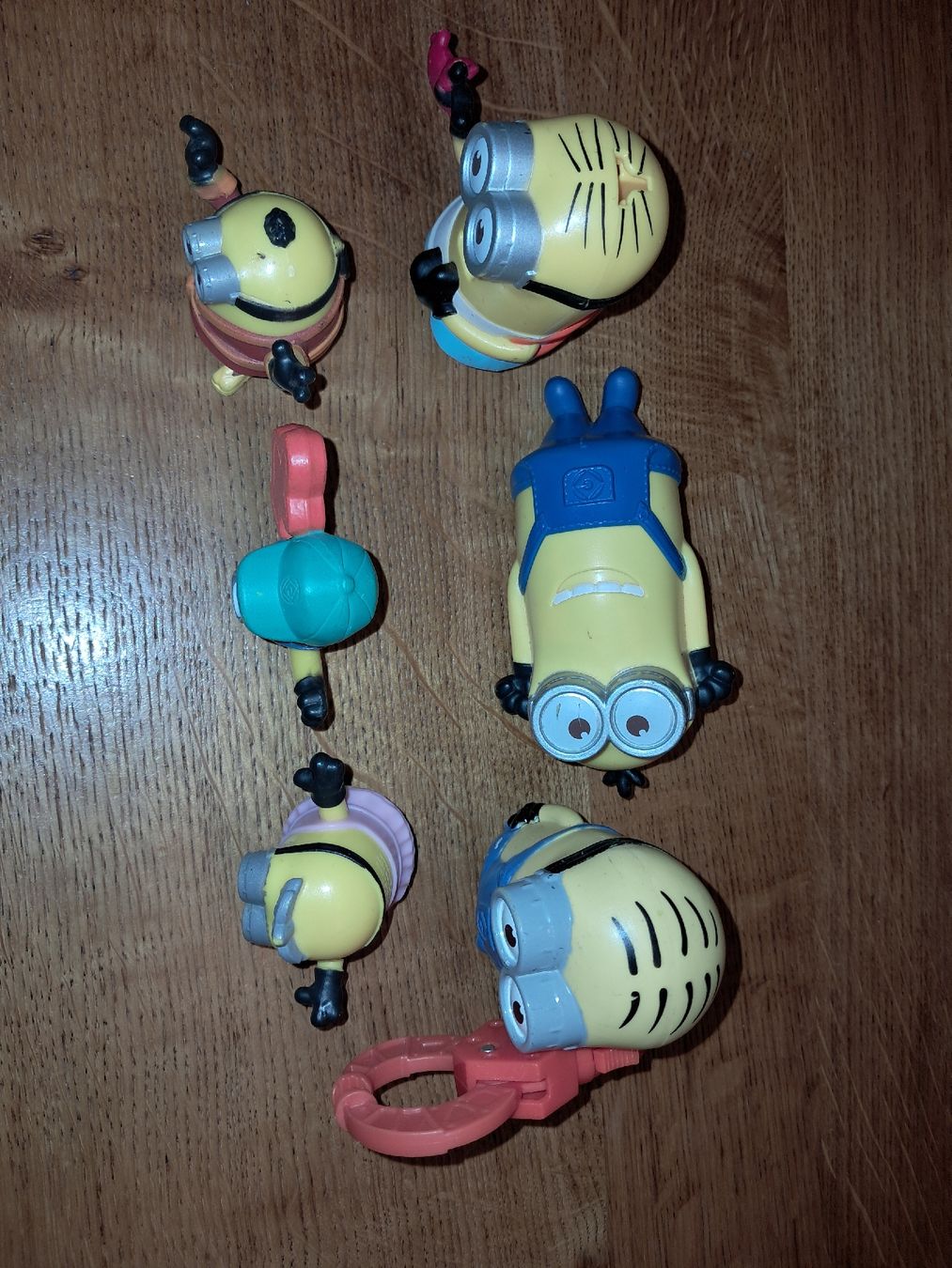 Giocattoli: Lot de 6 figurines les minions – Usato da Le locle venduto da juliensaran 3