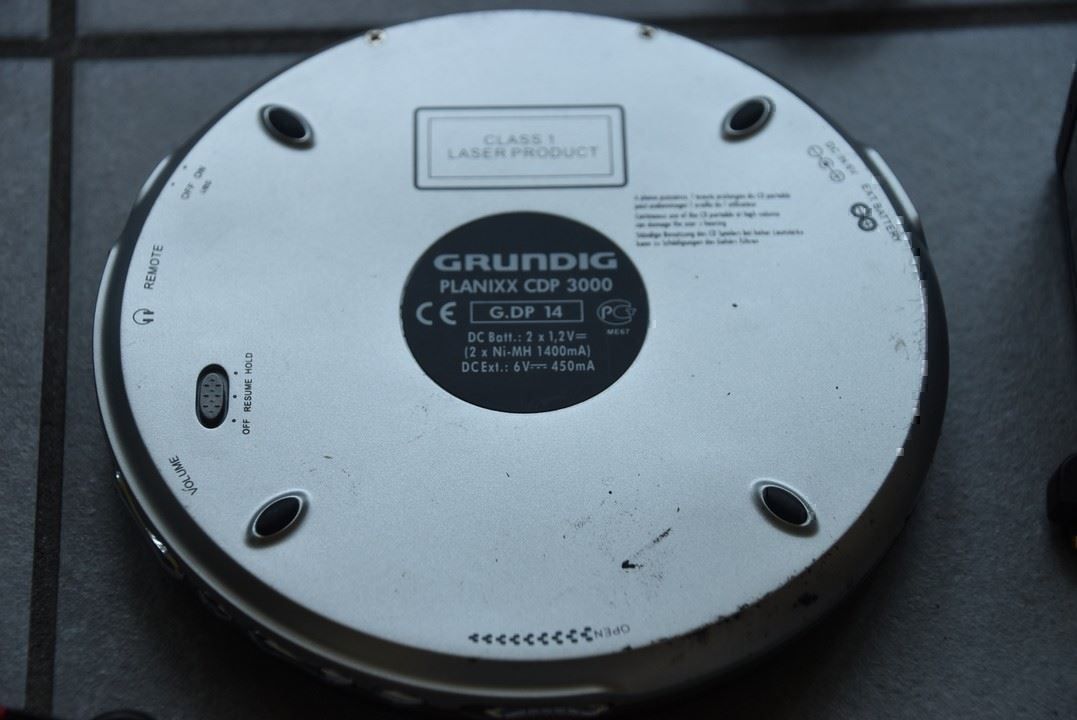 Grundig Lettore multimediale portatile: Discman Grundig Planixx CDP 3000 – Usato da Collonges venduto da arashee 6