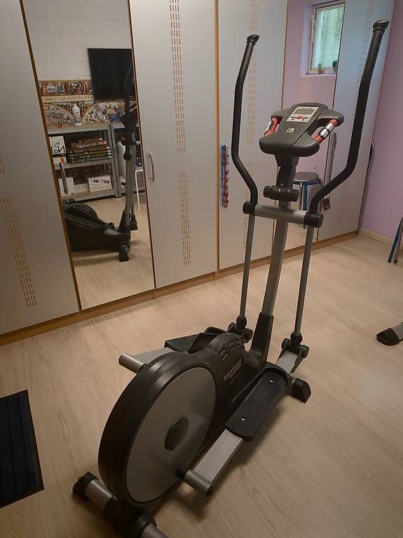 Hometrainer: Kettler Crosstrainer gratis abzugeben – Usato da Münsingen venduto da Zumbrunn