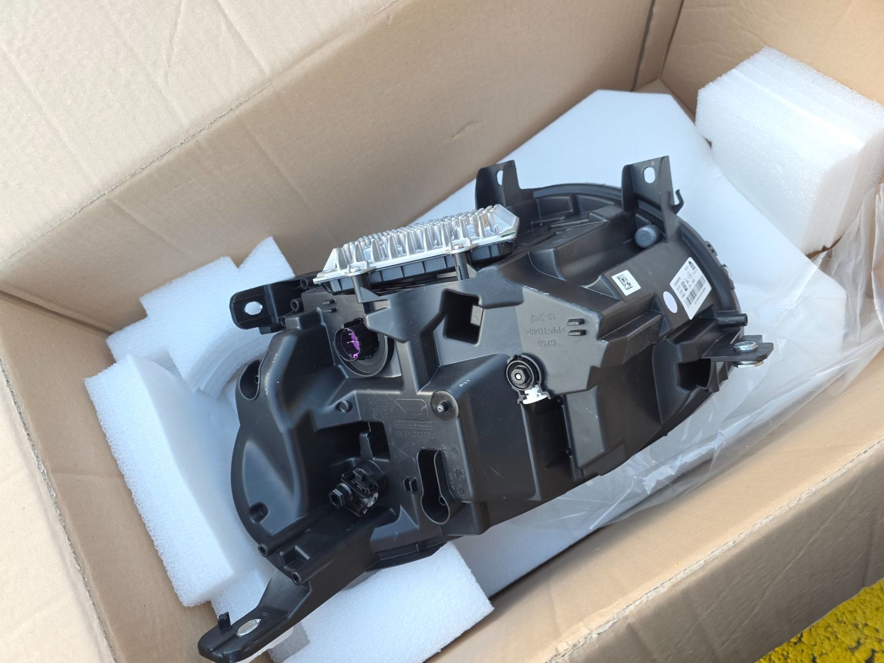 Fari: Fiat 500X Full LED Scheinwerfer – Nuovo e nell'imballaggio originale da Flamatt venduto da AdrianRS 3